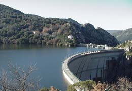 Centrale idroelettricas Enel di Cucchinadorza sul fiume Taloro, in territorio di Ovodda (Nuoro)