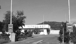 L'ingresso dello stabilimento Vitrociset a Capo San Lorenzo